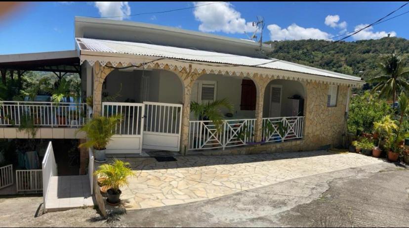 Haut De Villa Chez Ghighi Riviere-Pilote Exterior photo